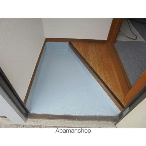 ヒルズジュエリーBの内装写真
