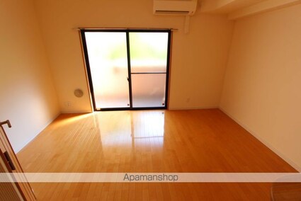 ウィッシュスクエアイースト[1R/27.49m2]のリビング・居間