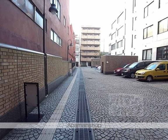 コスモシティ三条西洞院の外観写真