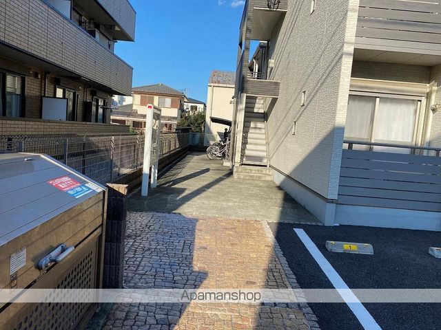クレイノハピネスの玄関写真