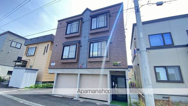 ハイアットプラザの外観写真