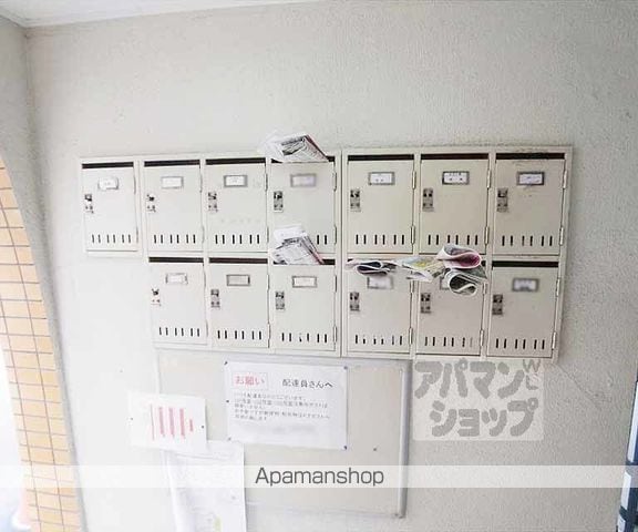 東丸太町マンションの外観写真