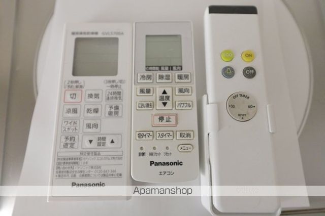 エクリスの内装写真