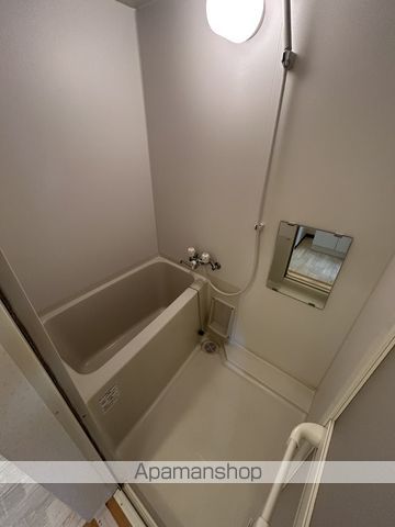 グラウディ・レビジョンIIの内装写真
