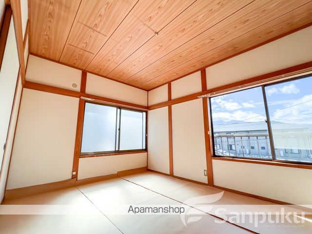 伊予鉄道横河原線 田窪駅 徒歩8分 2階建 築38年の内装写真