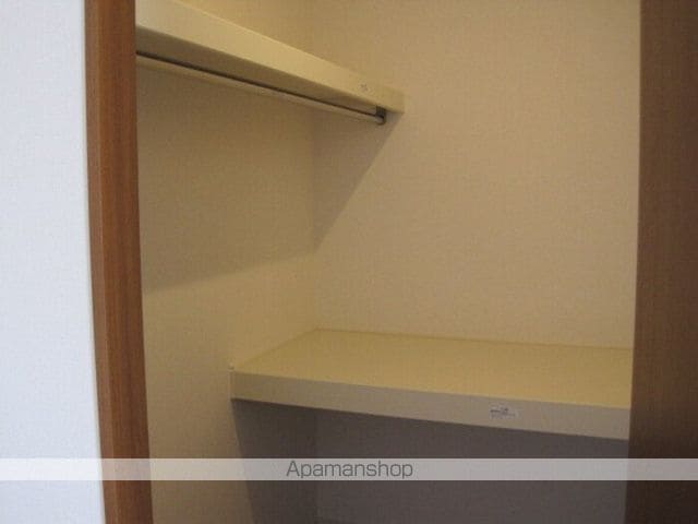 Ｄーｒｏｏｍシャルム　Ａ棟[2LDK/69.51m2]の収納