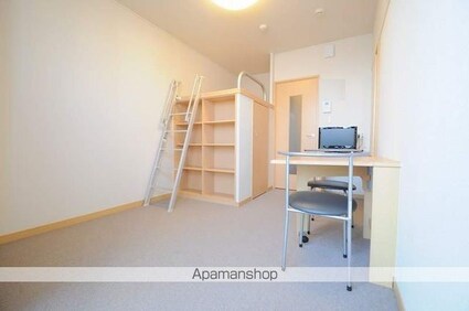 レオパレスコンチェルト２００８[1K/19.87m2]のリビング・居間