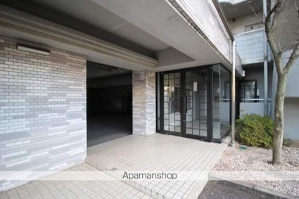 岡山県岡山市北区東古松１丁目[1K/26.4m2]のエントランス4