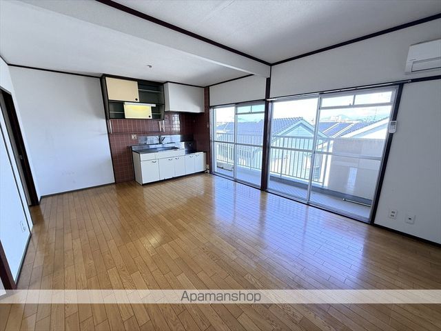 茜屋マンションの内装写真
