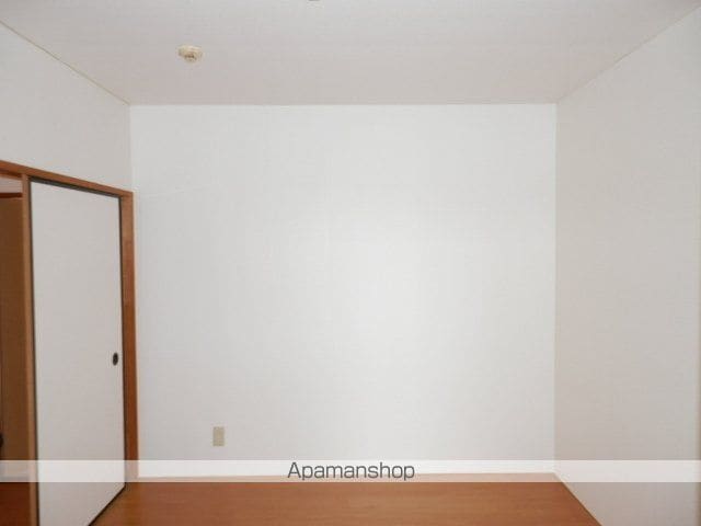 apartment 群馬県邑楽郡千代田町大字赤岩
地図を見る