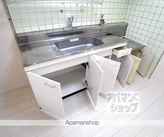 クレセントKYKの内装写真