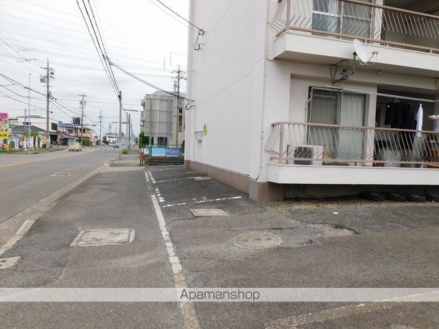 六軒屋農住団地コーポ松栄の外観写真
