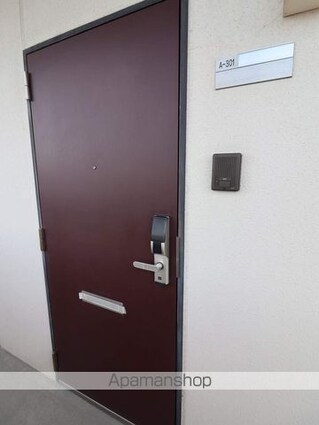 パレ・ド・メナールＡ棟[1K/31.57m2]のエントランス2