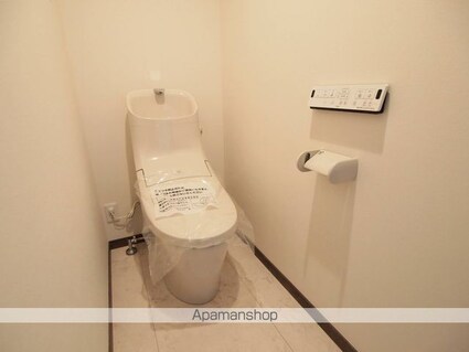 フラット南流山[1K/27.56m2]のトイレ