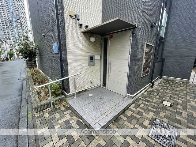 レオネクストカサ フェリスの玄関写真