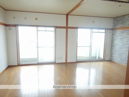 桑田園[2LDK/69.72m2]のリビング・居間