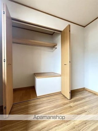 ファミーユ　Ａ[2LDK/59.6m2]の収納