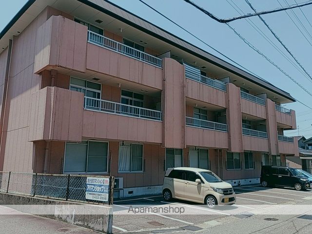 あけぼのマンションの外観写真