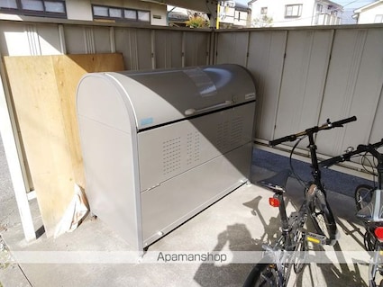 長野県松本市野溝西２丁目[2LDK/62.92m2]の共用部1