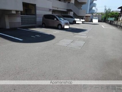 オーキッドテラス志津川[3DK/62.7m2]の駐車場