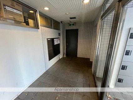 滋賀県大津市打出浜[2LDK/60.09m2]のエントランス