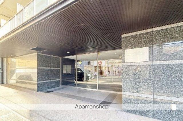 LASANTE川崎の玄関写真