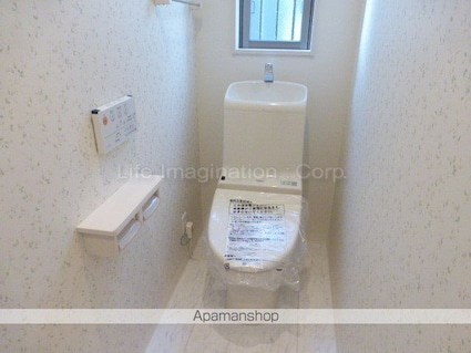 柳川１丁目デザイナーズハウス[1LDK/59.43m2]のトイレ