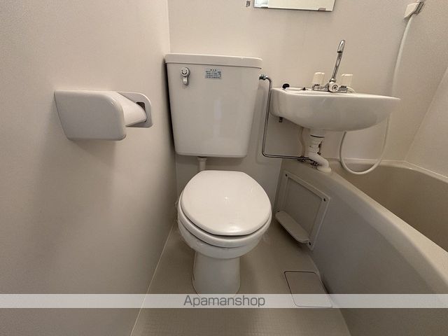勾当台ハイツの内装写真