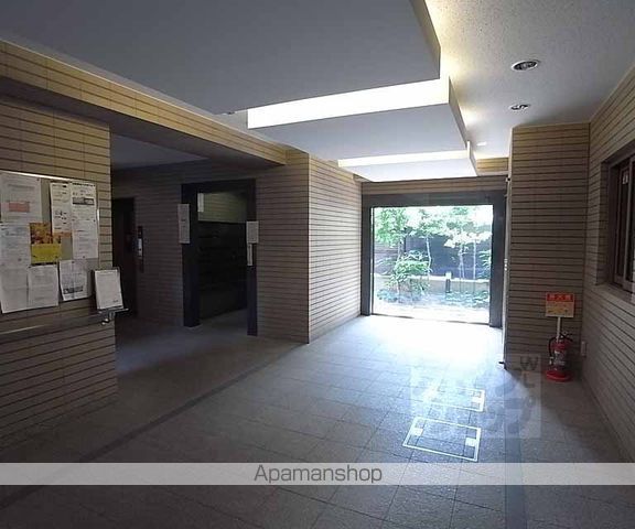 アクティ綾小路の外観写真