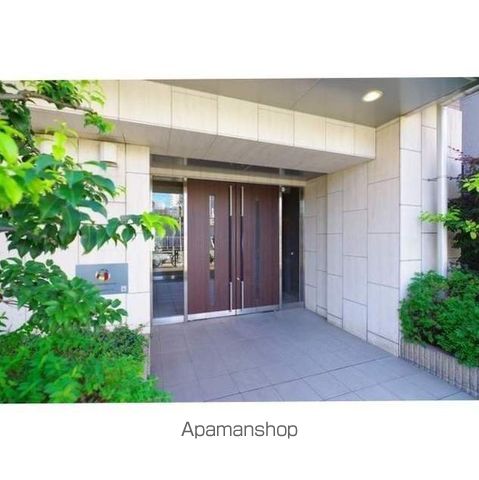 クリオ五反田の玄関写真