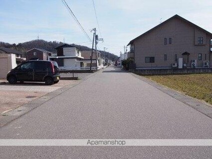 メゾン　ド　ミオ[1LDK/47.52m2]の周辺1