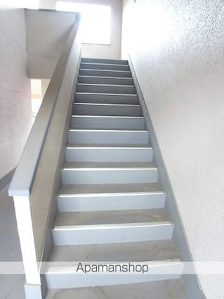 スライブハイツ[1R/32.76m2]のロビー1