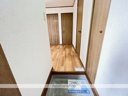 グレイオーク[2DK/48m2]の玄関