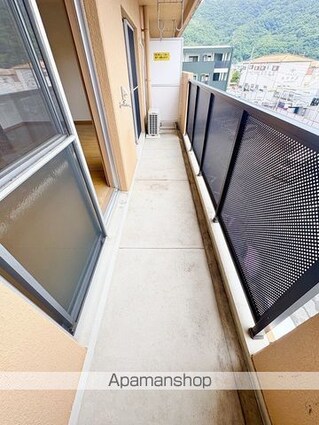 和歌山県和歌山市三葛[2LDK/52m2]のバルコニー