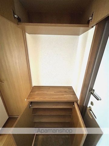 ラッフルズ東通りの内装写真