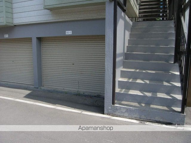 コ−ポしずかBの玄関写真