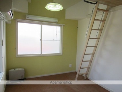 クロスガーデンみたけ[1K/21.12m2]のリビング・居間