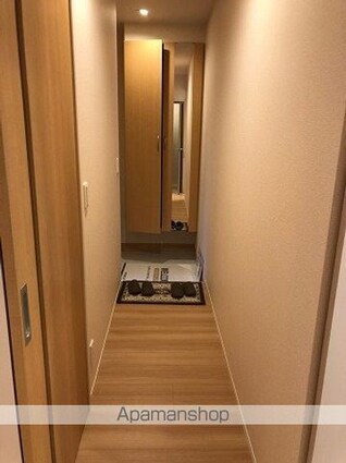 サンマルク　Ｗ[1R/32.56m2]の玄関