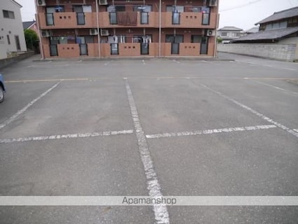 群馬県太田市岩瀬川町[3LDK/62.44m2]の駐車場2