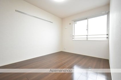 ロイヤルガーデンコート新和　Ａ[3LDK/67.53m2]の内装2