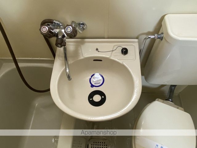 四ツ居エンビイハイツの内装写真