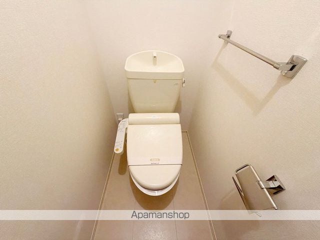 袋井市 3階建 築12年の内装写真