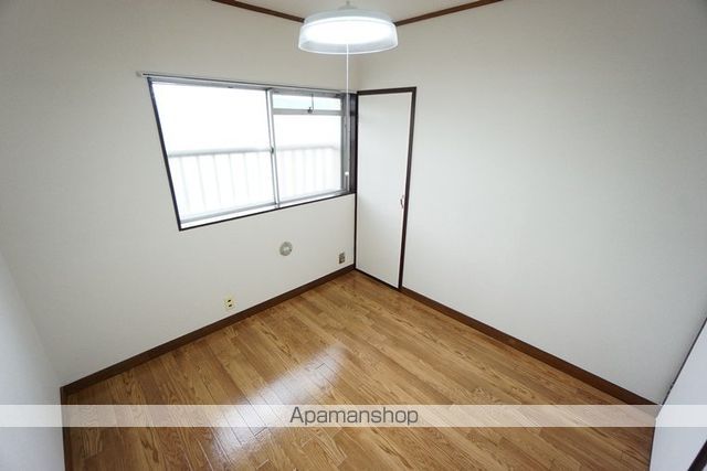 マンション沢良宜の内装写真