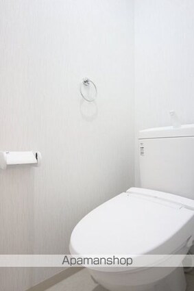 ヴィラ・アンソレイエ北条Ａ棟[1LDK/32.13m2]のトイレ