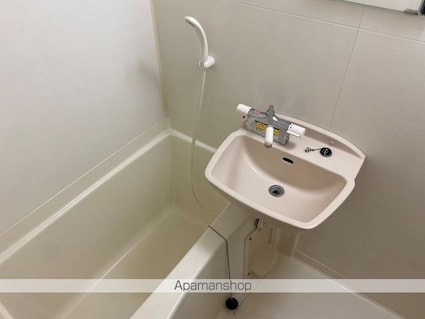 レオパレスＳＨＩＭＡＤＡ弐番館[1K/21.81m2]のバス