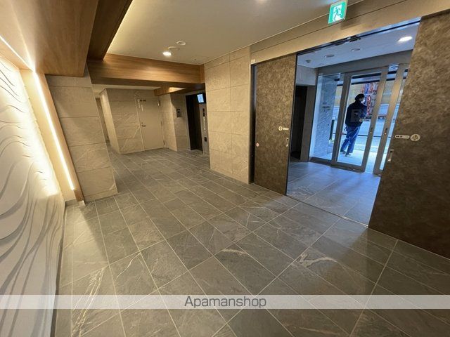 プレイス知事公館前の内装写真