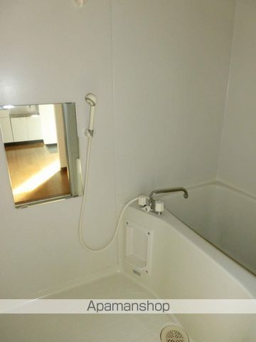 トレインの内装写真