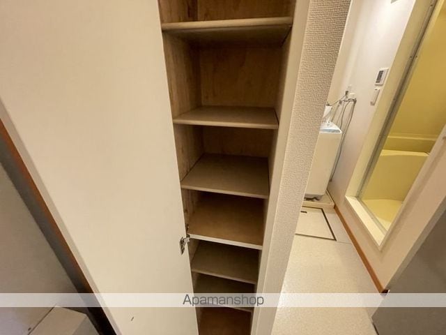 レオパレスタウンコート石川IIIの内装写真