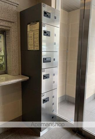 ラクラス杉並方南町の玄関写真