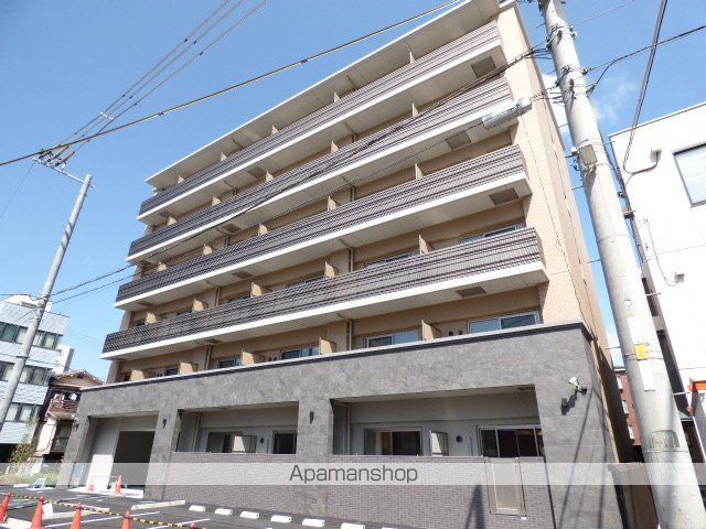 ハーヴェスト江坂の外観写真